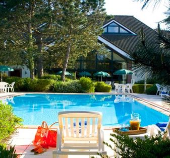 Hotel Du Parc zwembad